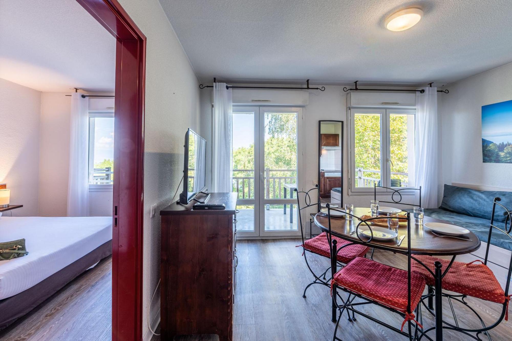 Zenitude Aparthotel Evian Les Terrasses Du Lac, Ascend Collection Exterior photo