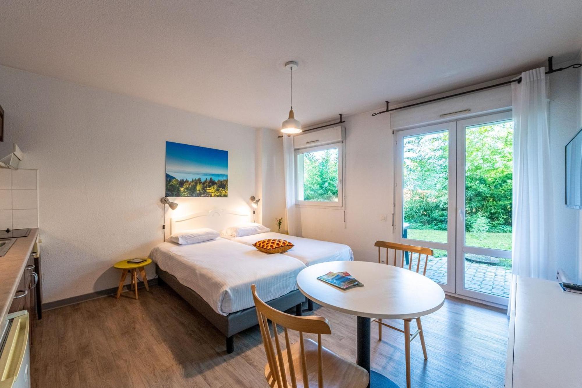 Zenitude Aparthotel Evian Les Terrasses Du Lac, Ascend Collection Exterior photo